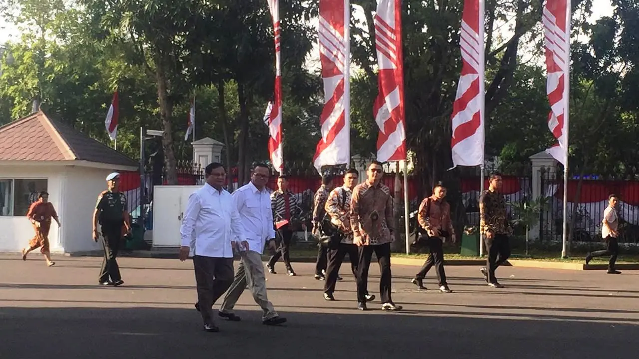 Ketua Umum Gerindra, Prabowo Subianto mendatangi Istana Kepresidenan, Senin (21/10/2019). (Liputan6.com/Lizsa Egeham)