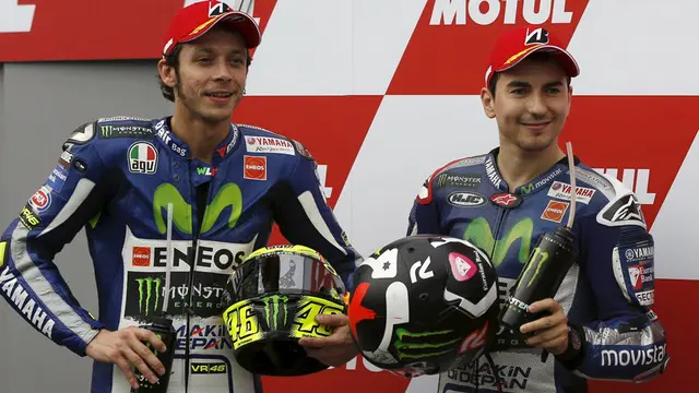 Inilah Bukti Permusuhan Rossi-Lorenzo di MotoGP 2015