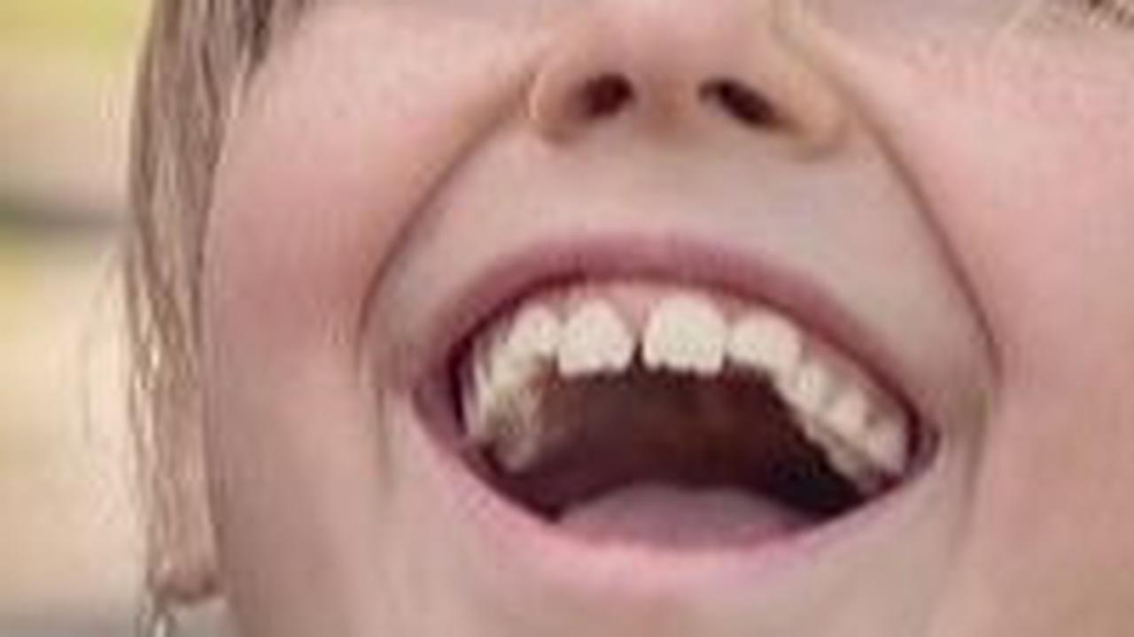 <b>Pantun Perpisahan Lucu Singkat dan Penuh Makna Mendalam</b>