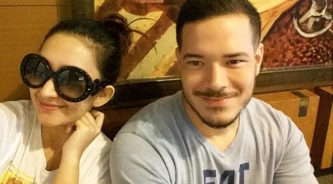 Cerita Di Balik Putus Cinta Randy Pangalila Dan Michella Putri News Entertainment Fimela Com Rabu, 25 oktober 2017 randy pangalila memberikan komentarnya atas kabar yang menyebut nama zack lee sebagai penyebab kisah asmaranya dengan michella putri berakhir. cerita di balik putus cinta randy
