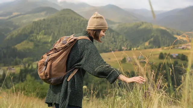 Menikmati Keindahan Alam