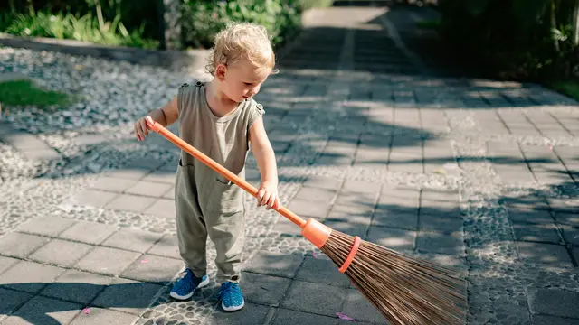 Membangun Empati dan Harga Diri Anak