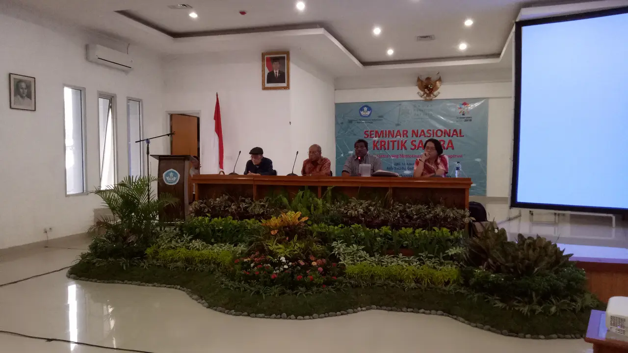 Seminar Nasional Kritik Sastra