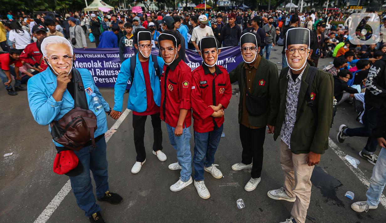 Massa tetap datang meski Prabowo Subianto telah meminta pendukungnya untuk membatalkan rencana aksi tersebut. (Liputan6.com/Angga Yuniar)