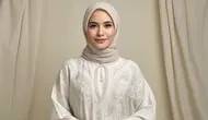 Kaftan Putih Bordir/AI