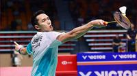 Tunggal putra Indonesia Jonatan Christie mendapat tiket semifinal Korea Open 2025 usai menyingkirkan wakil Jepang Kenta Nishimoto di Suwon Gymnasium, Jumat (26/9).&nbsp;(foto: PBSI)