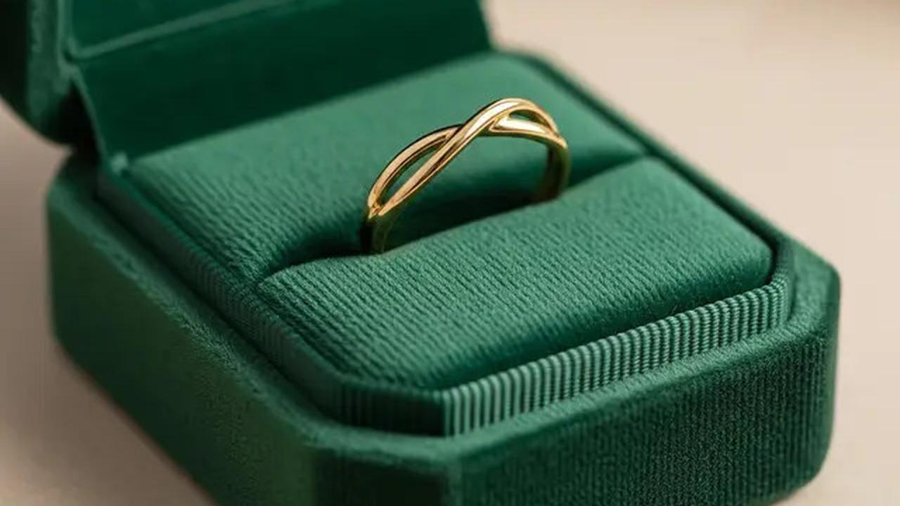 7 Model Cincin Emas 1 Gram Dewasa yang Murah Tapi Terlihat Mahal dan Elegan