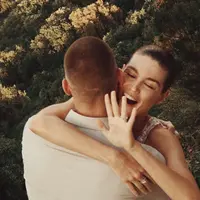 Luna Bijl Saat Dilamar Maarten Paes di Italia. [@maartenpaes]