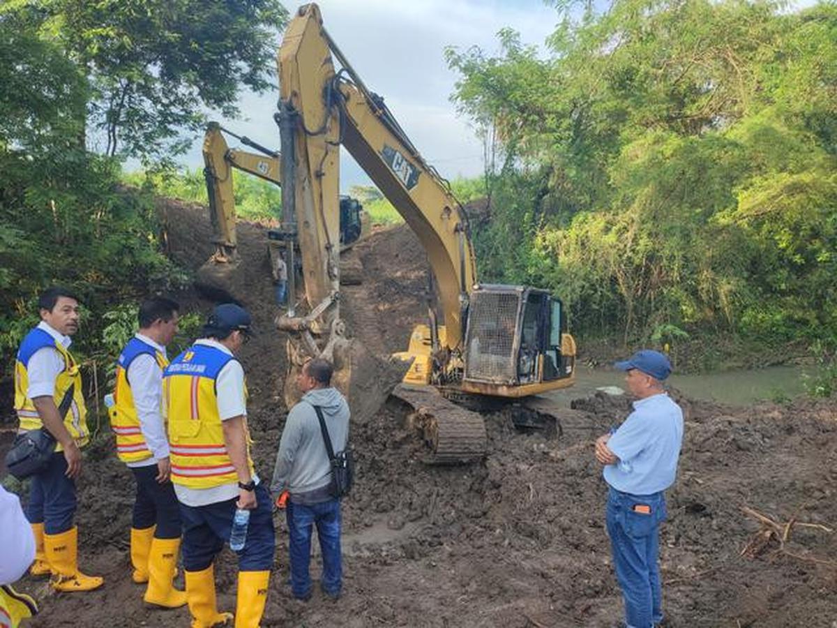 Jalur Vital Trans Timor Lumpuh Total Akibat Jembatan Oelmasi Ambruk