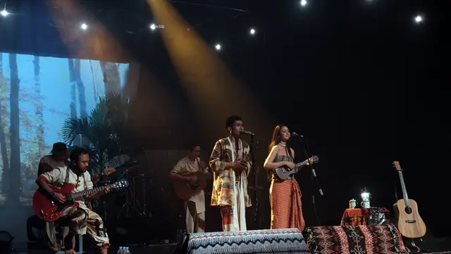 Fourtwnty feat Aurelie Moeremans