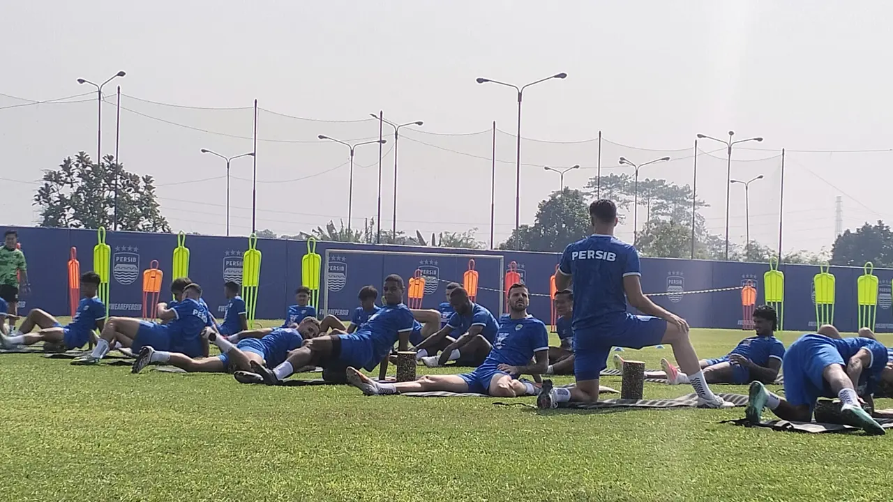 Frans Putros Tinggalkan Persib? Igor Tolic: Kami Belum Ada Keputusan yang Pasti!