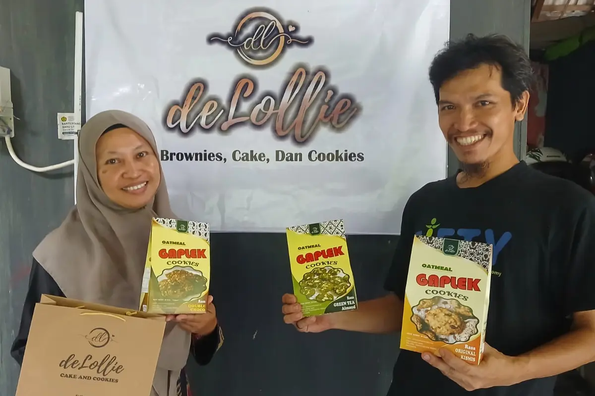 Olya Widowati Putri dan Suami yang Menjalankan Bisnis Delollie Cake & Cookies di Nglipar Gunungkidul