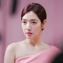 Park Shin Hye Melahirkan Anak Keduanya dengan Choi Tae Joon