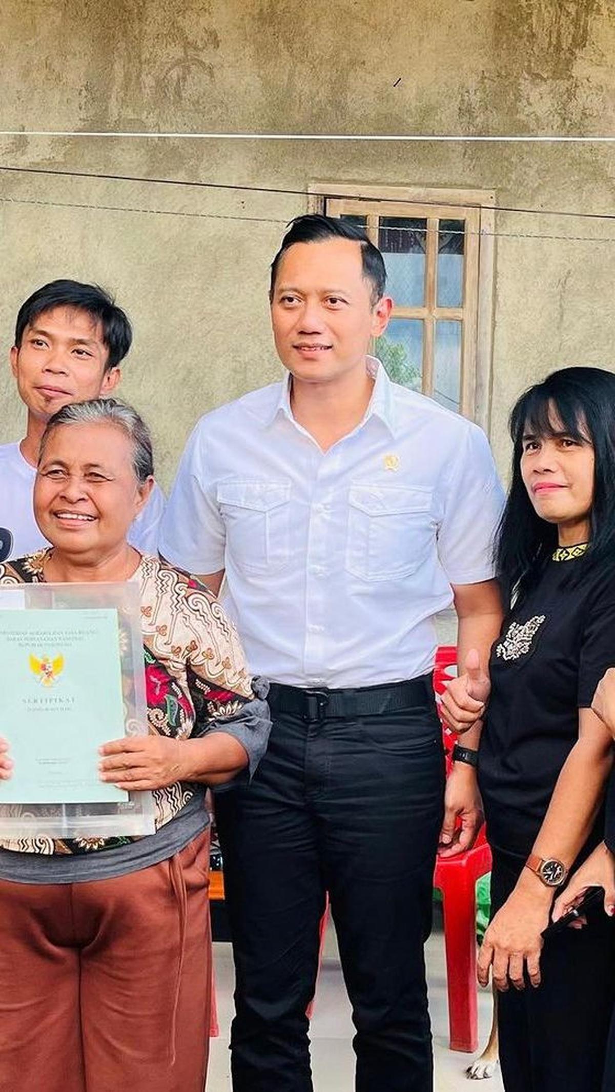 "Mudah-mudahan ikhtiar ini bisa membuat para jemaat dapat beribadah dengan aman dan damai," kata AHY.