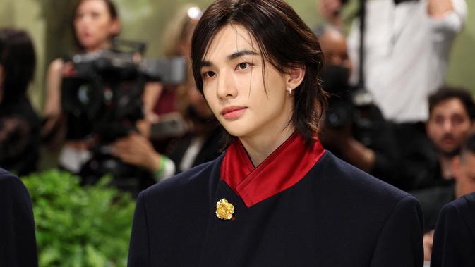 Hyunjin Stray Kids: Ikon Gaya dan Pangeran Versace Sejati