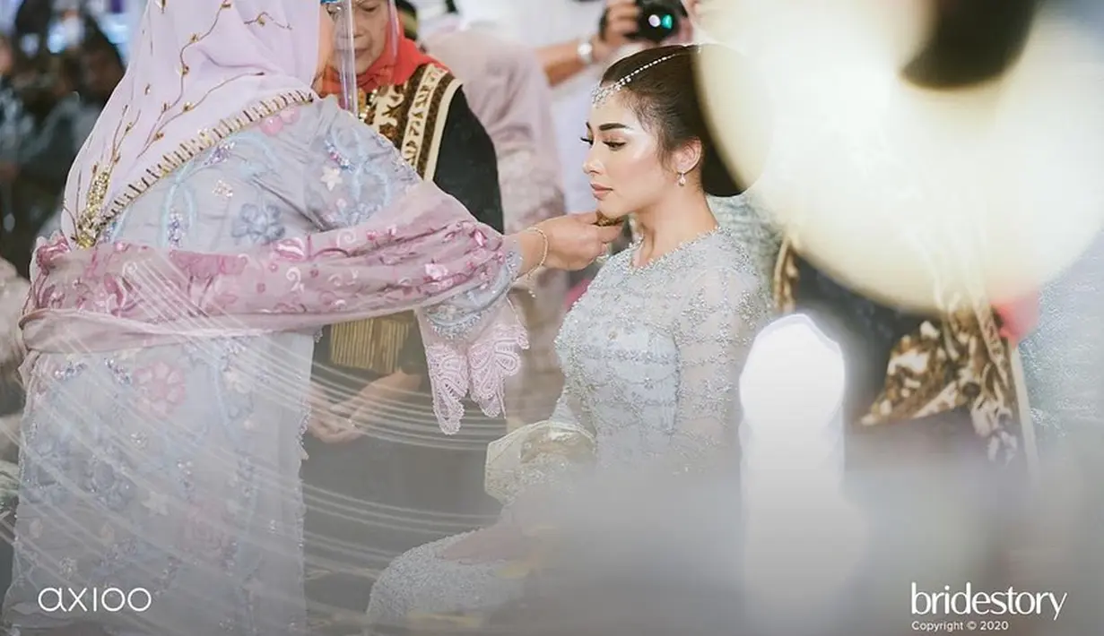 (Instagram/thebridestory)