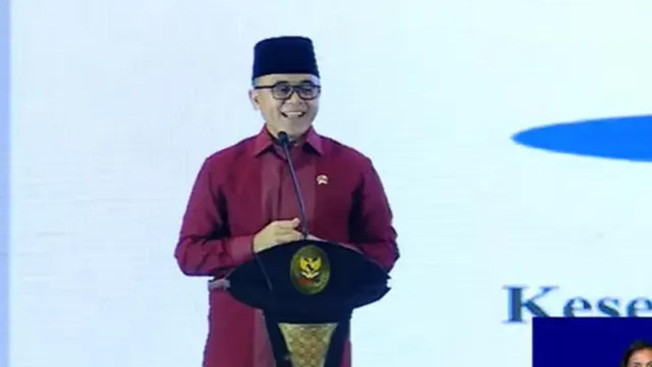 "Untuk eselon II tertentu, bisa diisi oleh swasta," ujar Anas di Kantor Kementerian Agama, Jakarta, Jumat (4/8).