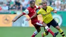 Bersama Dortmund, Mario Gotze berhasil melambungkan namanya. Dirinya sukses membawa Dortmund dua kali gelar Bundesliga. (AFP/Carmen Jaspersen)