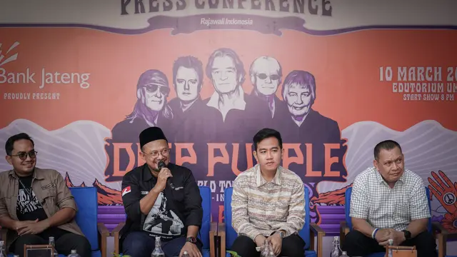 Founder Rajawali Indonesia, Anas Syahrul Alimi bersama Walikota Solo, Gibran Rakabuming Raka saat jumpa pers konser Deep Purple.