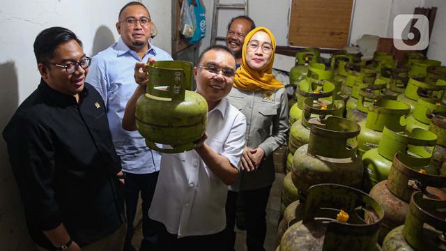 DPR Inspeksi Langsung ke Pengecer Sub-Pangkalan