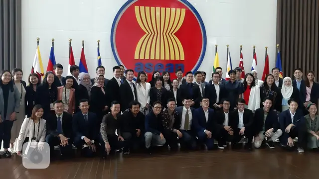 ASEAN Youth Fellowship (AYF) di Sekretariat ASEAN Jakarta, 4 November 2022.