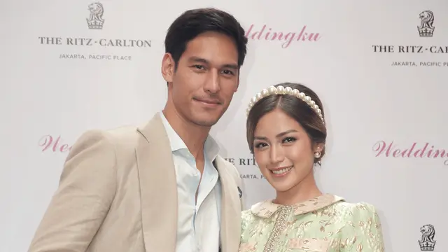 [Fimela] Lamaran Jessica Iskandar dan Richard Kyle