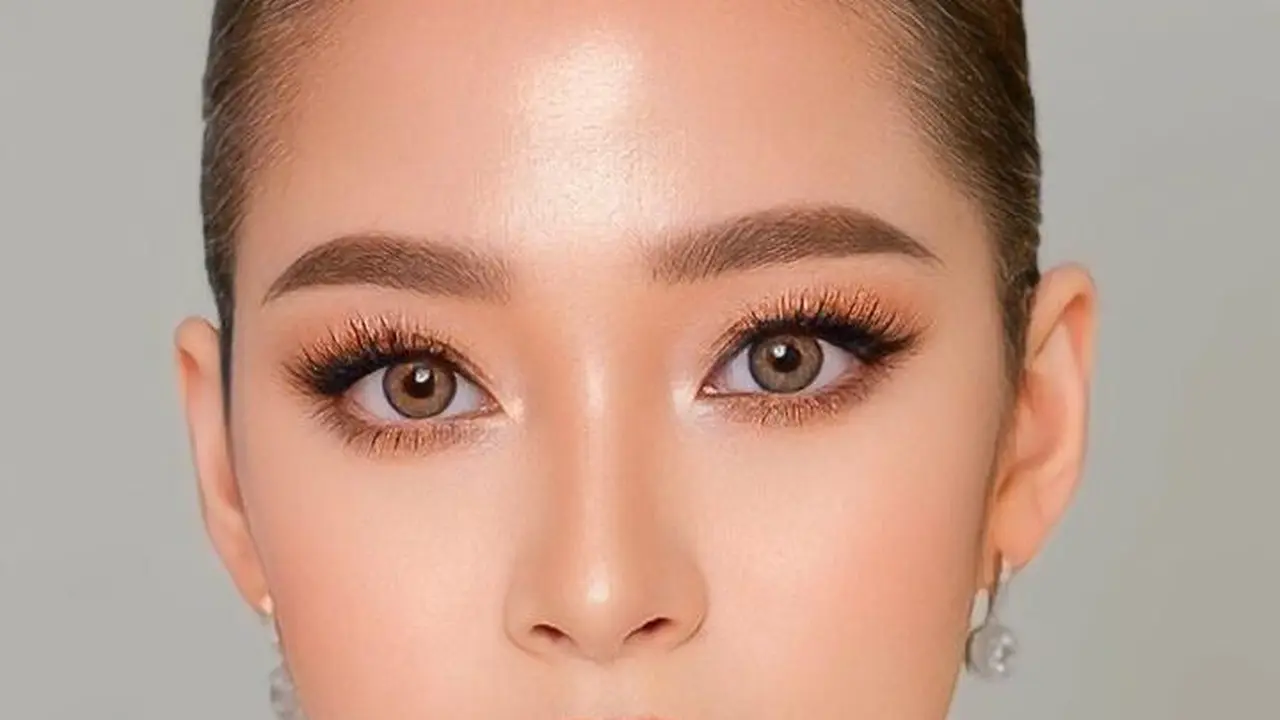 Tutorial dan Tips Riasan Soft Classy Makeup
