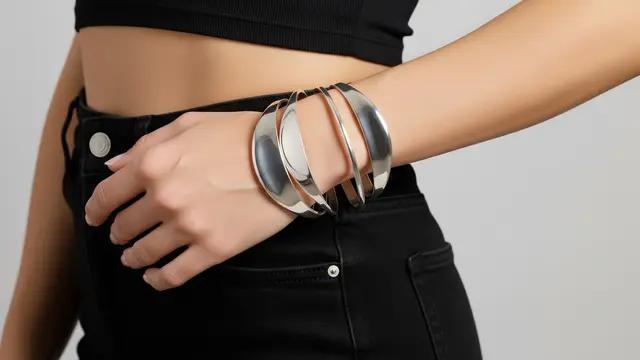 Gelang Bangle Setengah Bulat