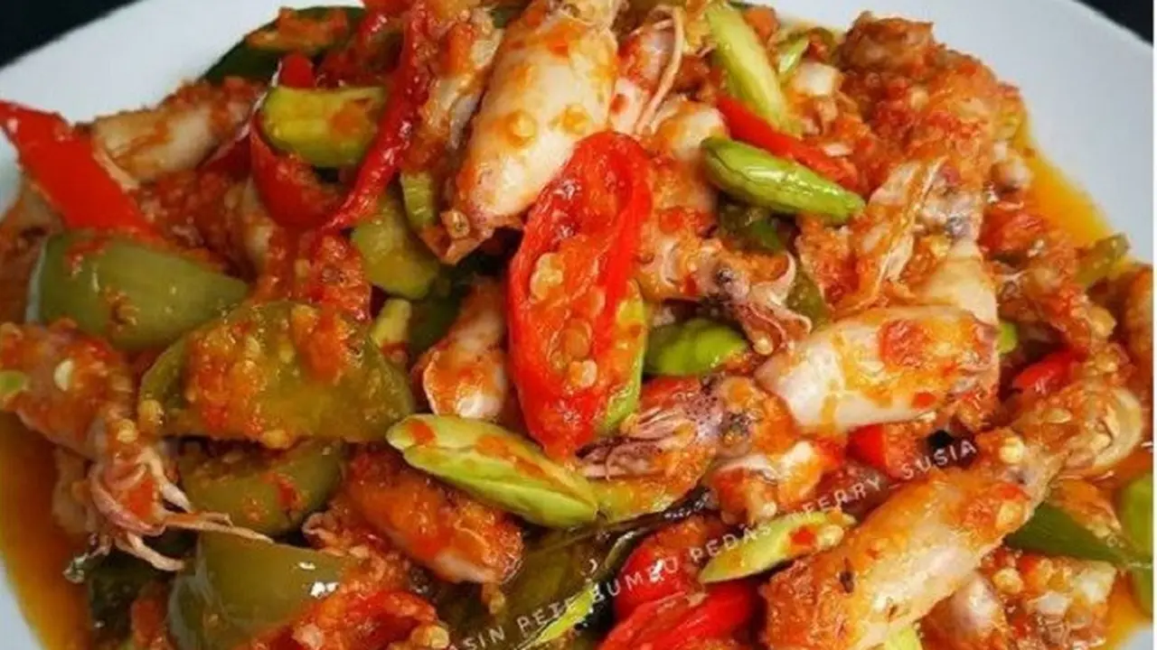 Resep Cumi Asin Petai Pedas, Sajian Mudah Bangkitkan Selera Makan