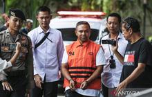 KPK Duga Gubernur Riau Abdul Wahid Sempat Curiga hingga Sembunyi di Kafe Saat OTT