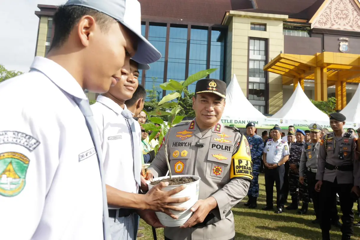 Kapolda Riau Irjen Herry Heryawan (Istimewa)