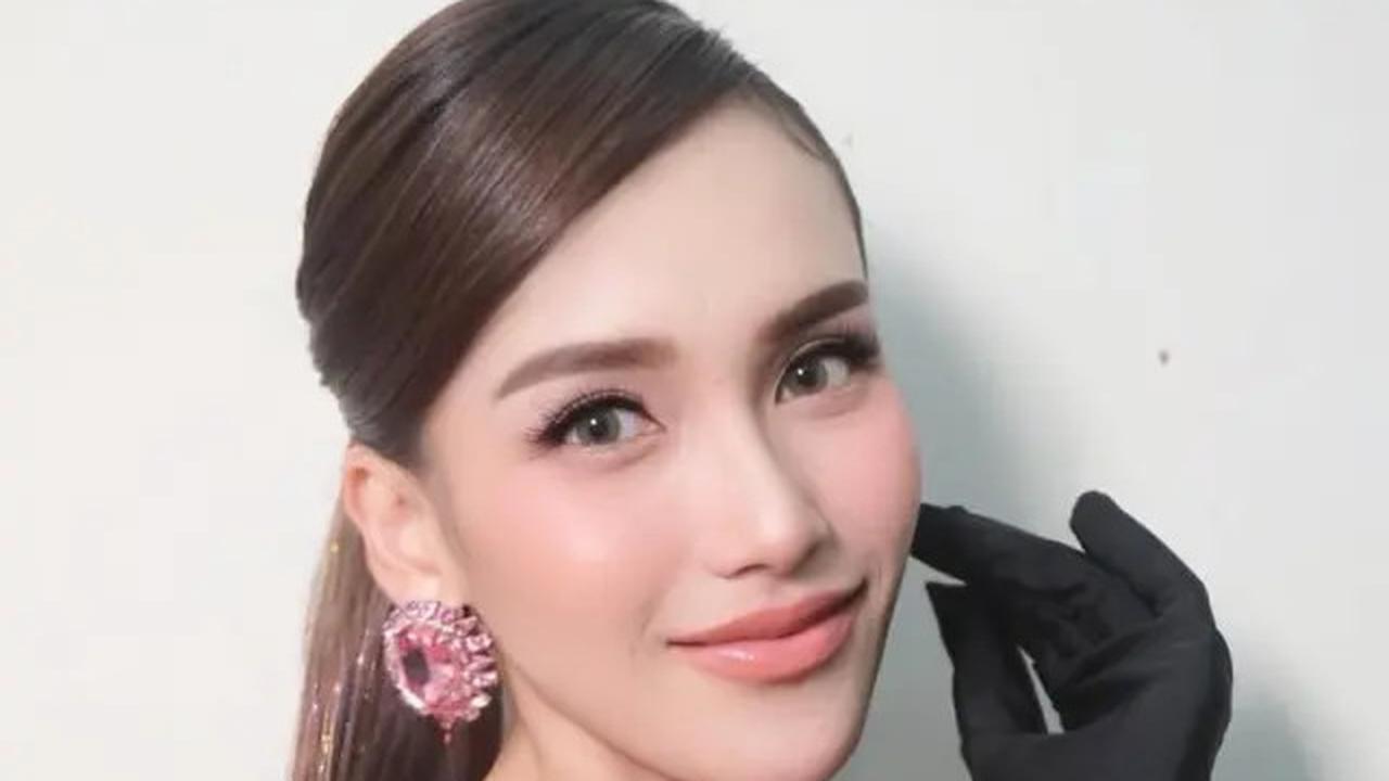 9 Model Anting ala Ayu Ting Ting yang Bikin Penampilan Spektakuler