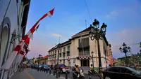 Aksi Getok Harga Parkir Liar Rp40 Ribu di Kawasan Wisata Kota Lama Semarang Viral di Medsos