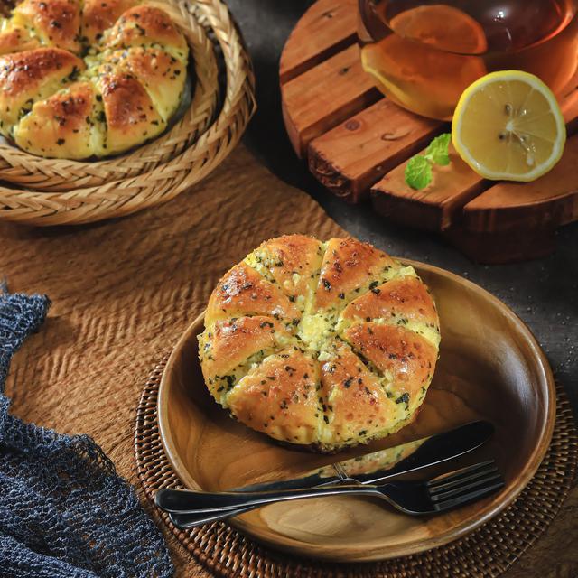 Cara Membuat Cream Cheese Garlic Bread Kekinian Ala Korea Lifestyle Fimela Com