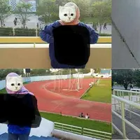 Berpose di stadion lapangan sepak bola, ini foto hot mahasiswi Samarinda yang membuat netizen geram.