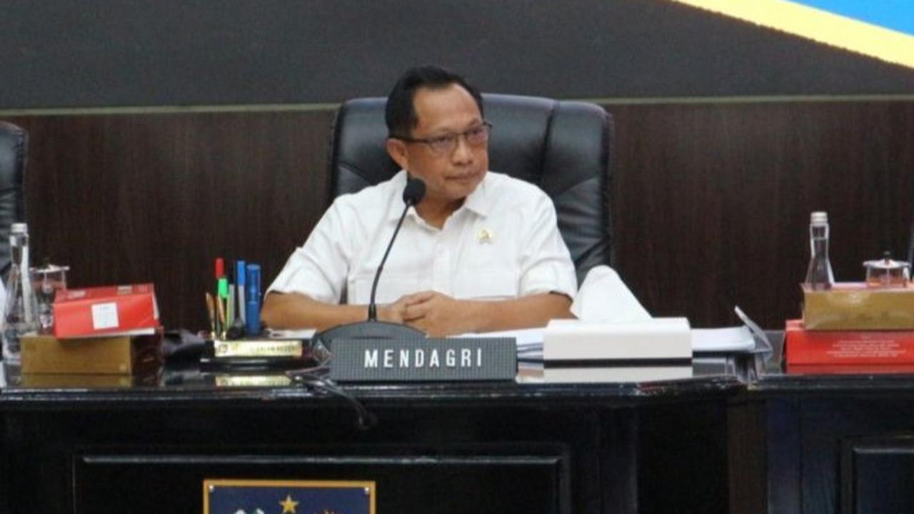 VIDEO: Warning Keras Mendagri Tito Buat Pejabat "Tidak Boleh Pesta Mewah & Flexing Pamer Harta"