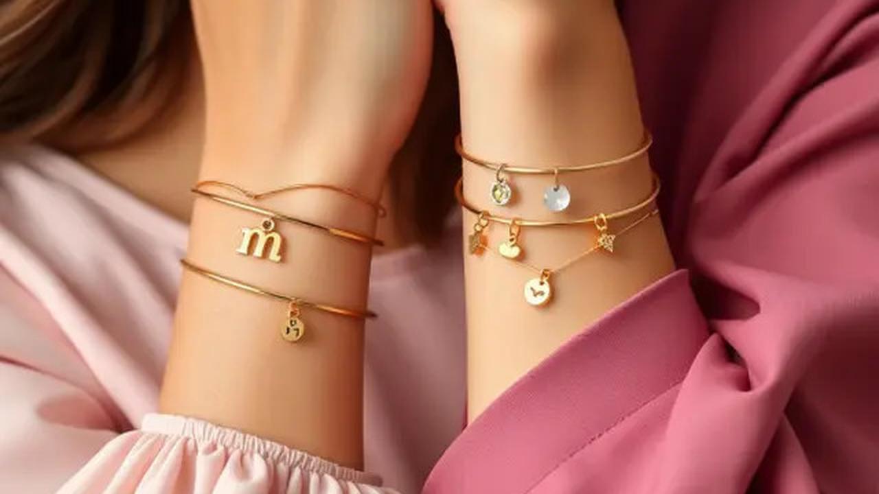 Tips Memilih Gelang Emas Charm Bracelet 24 Karat agar Tampil Stylish