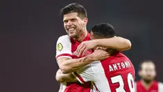 Di samping terkenal sebagai penghasil pemain-pemain berkualitas di Eropa, Ajax Amsterdam juga terkenal sebagai klub yang dihuni pemain-pemain dengan loyalitas tinggi. Seperti 5 pemain Ajax berikut yang sempat meninggalkan klub, namun akhirnya kembali lagi. Siapa saja? Berikut uraiannya. (AFP/ANP/Olaf Kraak)
