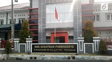 Guru komputer sebuah smk di Purwokerto jadi tersangka akibat menampar 9 orang muridnya