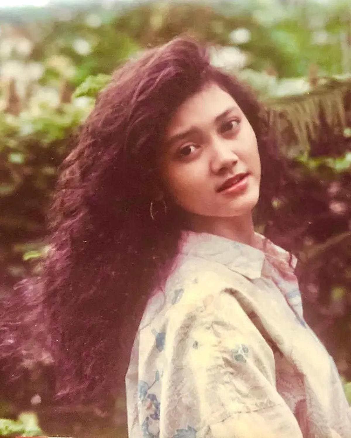 Potret Dulu dan Kini Bella Saphira yang Cantik Awet Muda