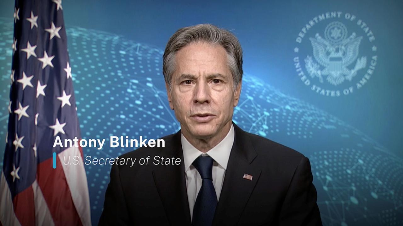 Menteri Luar Negeri Amerika Serikat, Antony J. Blinken, dalam sambutan di Bali Democracy Forum ke-14 pada 9 Desember 2021. (Dok Kedubes AS)