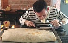 Habiskan burrito 13 kg ini dalam 1 jam, kamu bisa jadi pemilik resto