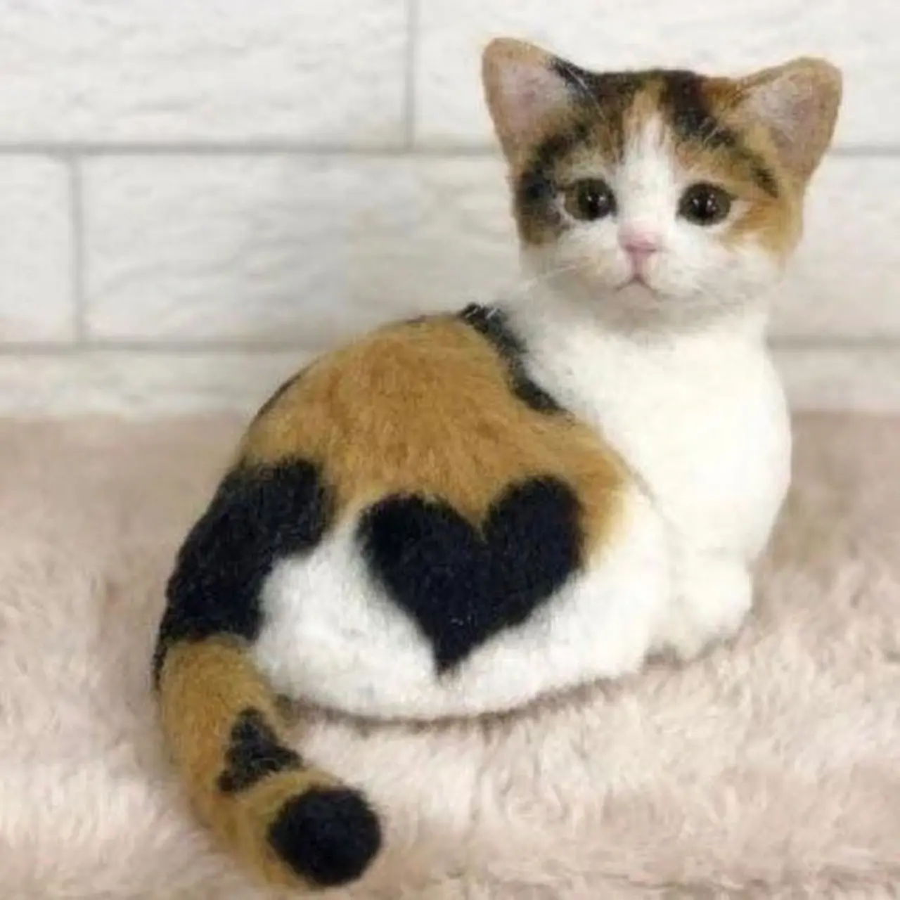 6 Motif Bulu Kucing Bentuk Hati Ini Unik Banget, Bikin Gemas - Hot ...