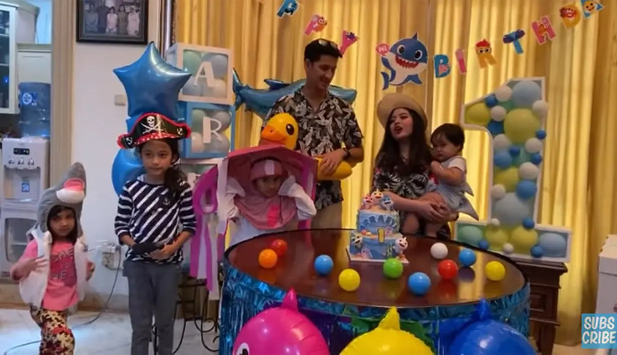 Anak Tasya Kamila Ultah ke-1 (Youtube/ Tasya Kamila)