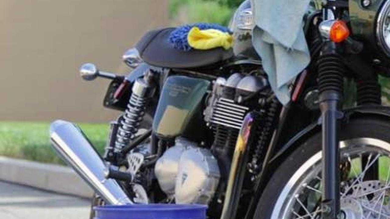 4 Bagian yang Tak Boleh Basah saat Cuci Motor, Bisa Berbahaya