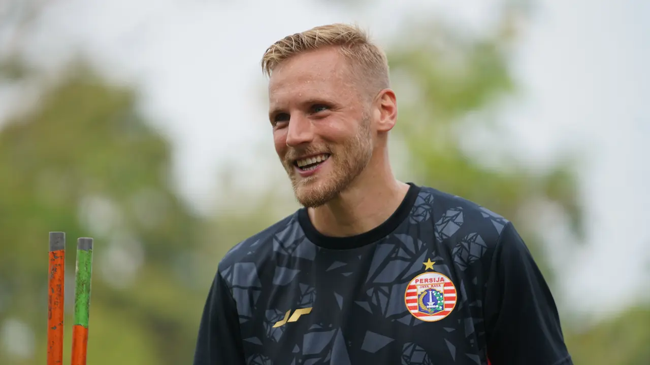 Foto: Aksi Hanno Behrens Saat Mengikuti Latihan Perdana Bersama Persija Jakarta
