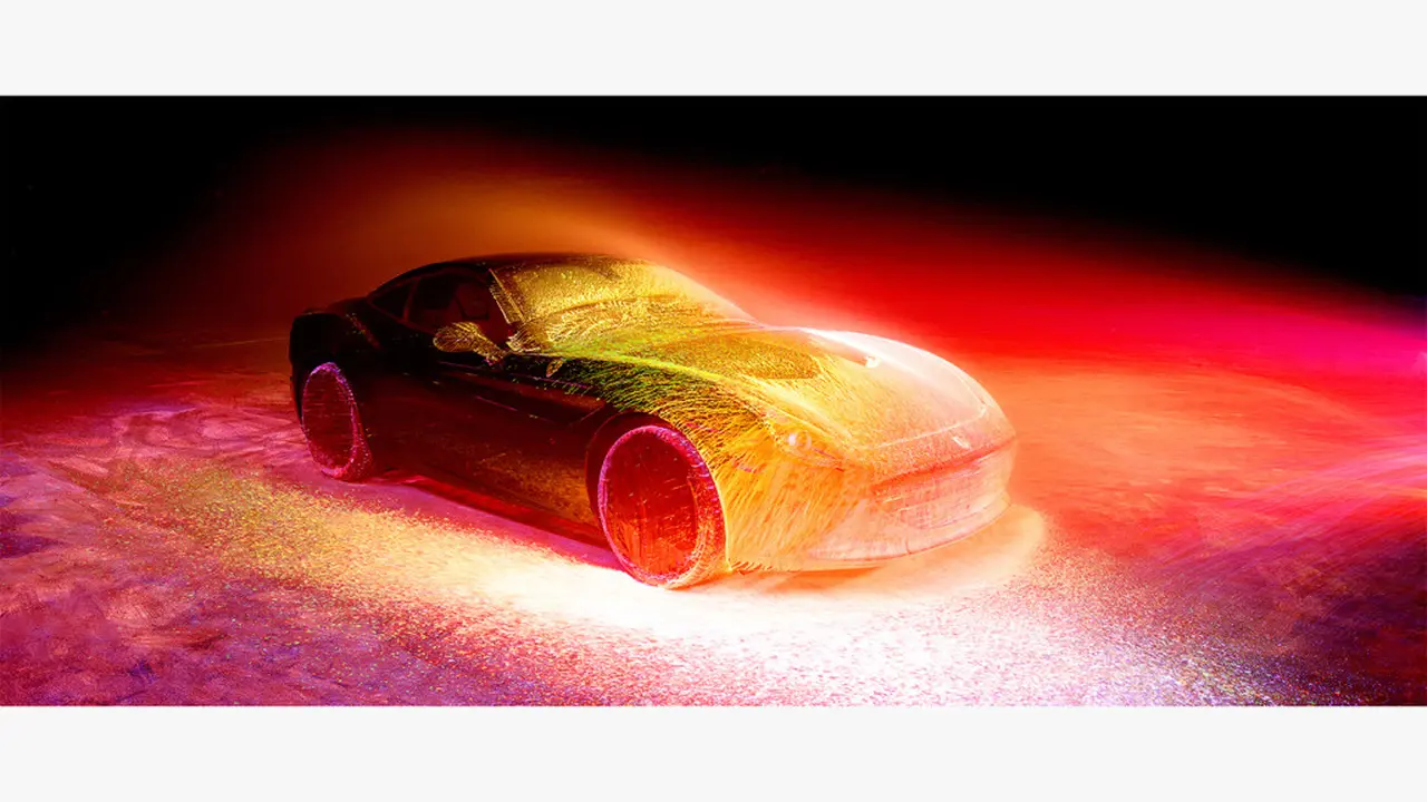 Wow, Mobil Mewah Ferrari Disembur Cat 