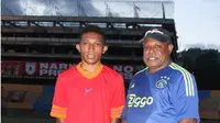 Revalino Utrech Collin Manibor, satu di antara tiga pesepak bola Papua yang menjalani tes dan magang di Valencia. (Cendrawasih Pos) 
