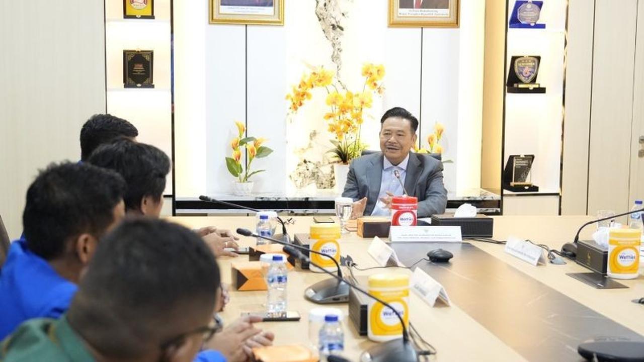 Fakta Unik: Wamenko Otto Tegaskan LBH Pilar Akses Keadilan, Gratis untuk Masyarakat!