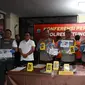 Polda Sulawesi Utara (Sulut) menahan tujuh orang tersangka dalam kasus bentrok di Bitung, Sabtu (25/11/23). (Liputan6.com/Ady Anugrahadi).